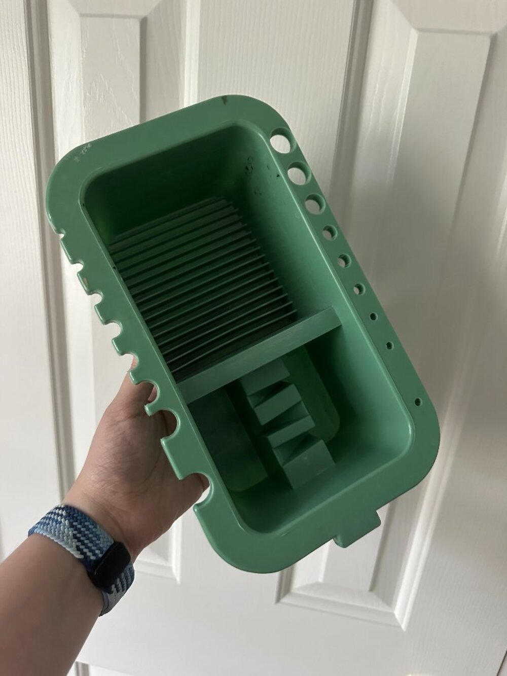Green Plastic Paint Brush Holder Organizer Bin